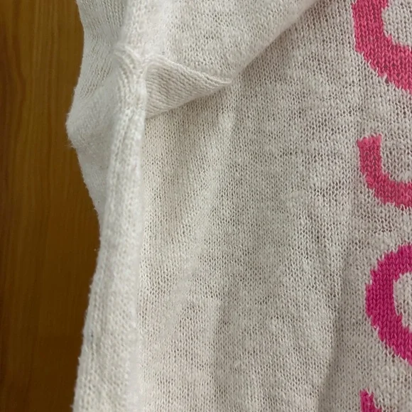 Lilly Pulitzer Medium ‘Sun, Sand Sea’ Women's White Sweater minor piling picture - Picture 4 of 6